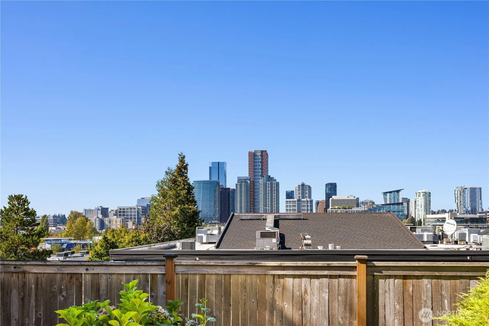 717 122nd Avenue NE #B1, Bellevue, WA 98005