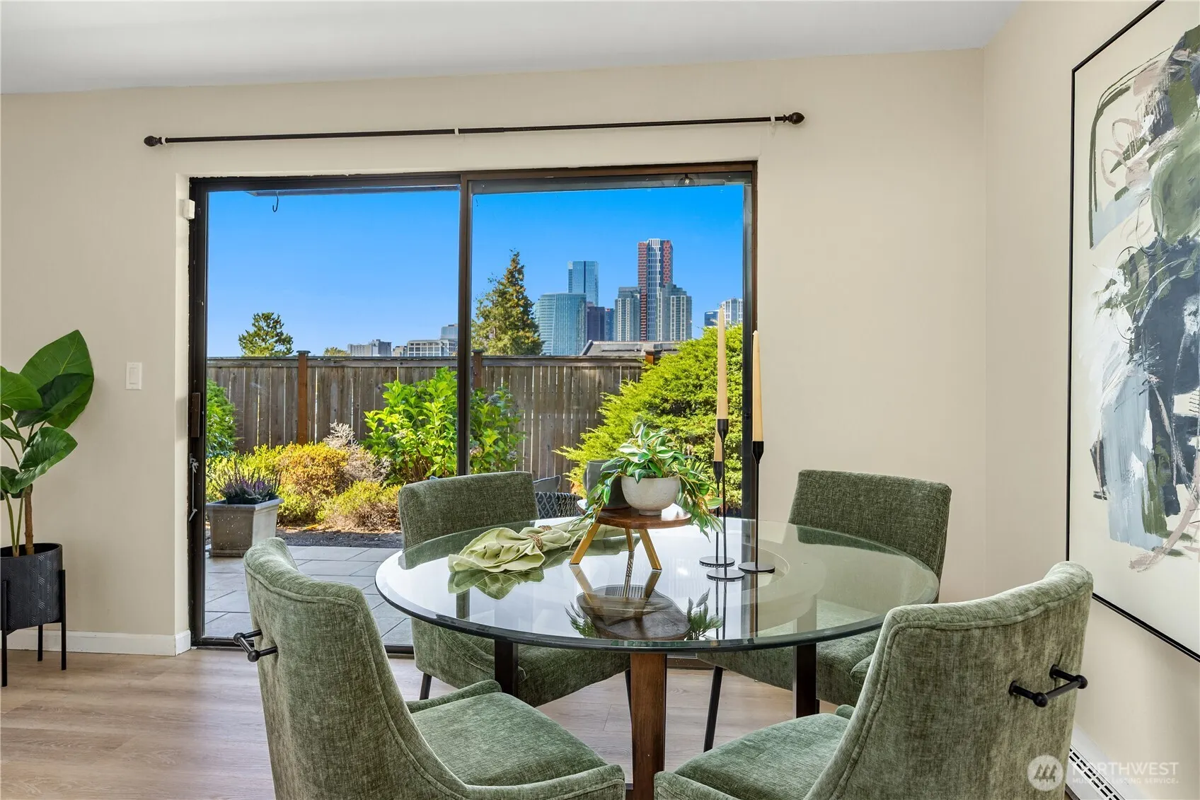 717 122nd Avenue NE #B1, Bellevue, WA 98005