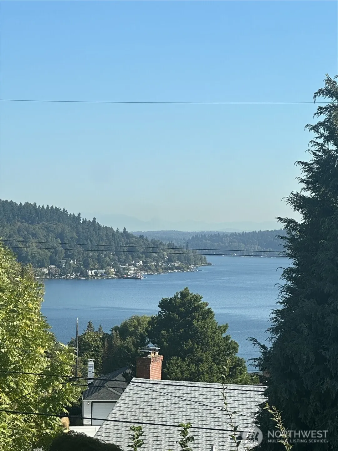 7528 S Lakeridge Dr , Seattle, WA 98178
