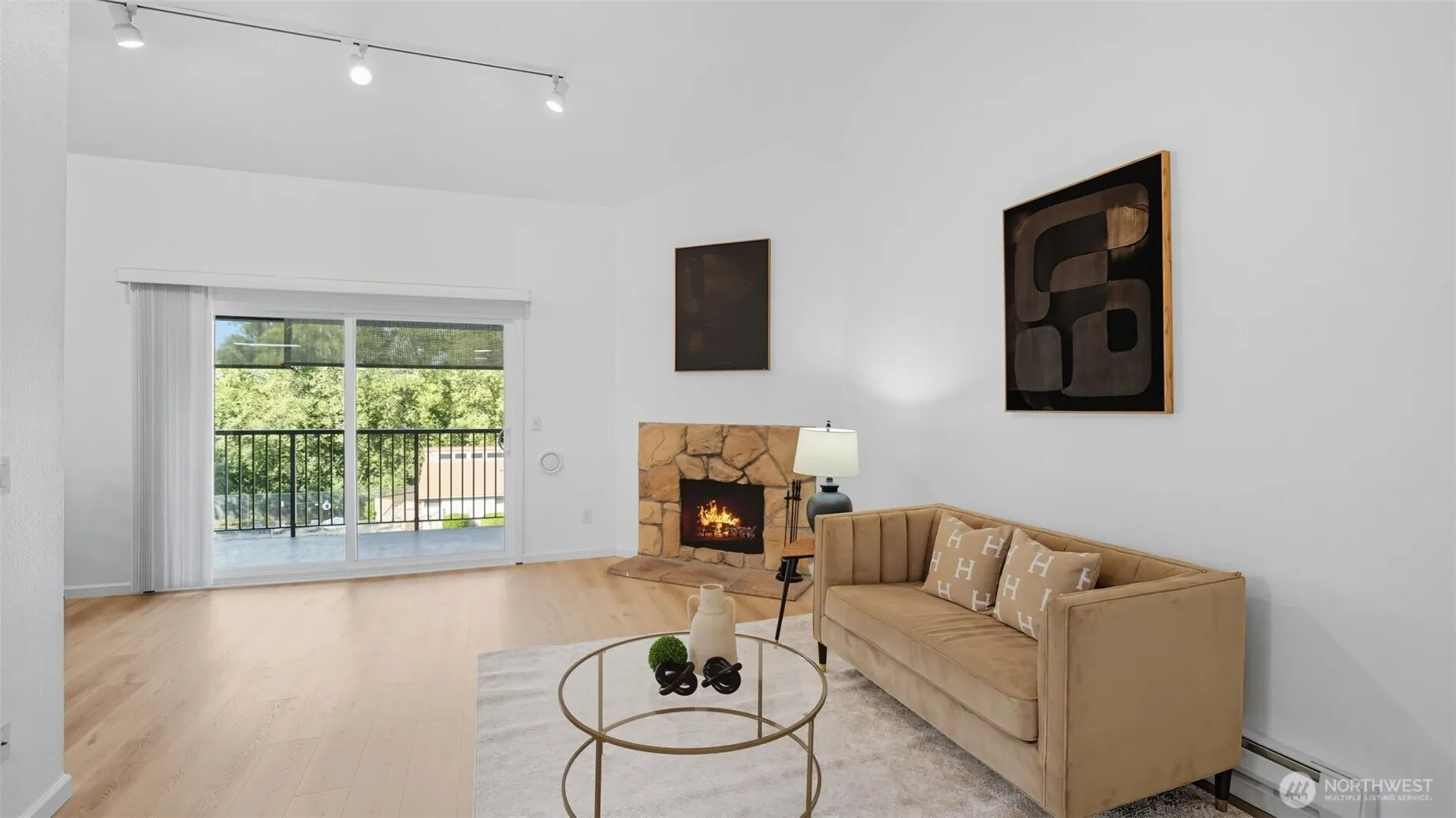 2411 S 248th Street #D33, Kent, WA 98032