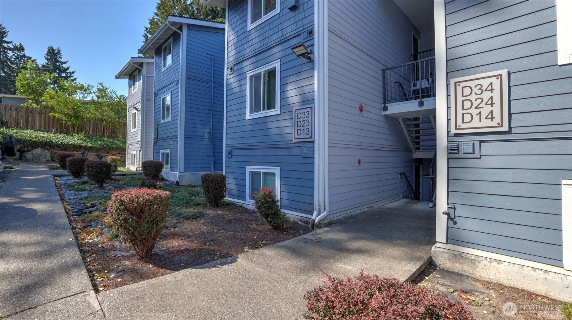 2411 S 248th Street #D33, Kent, WA 98032