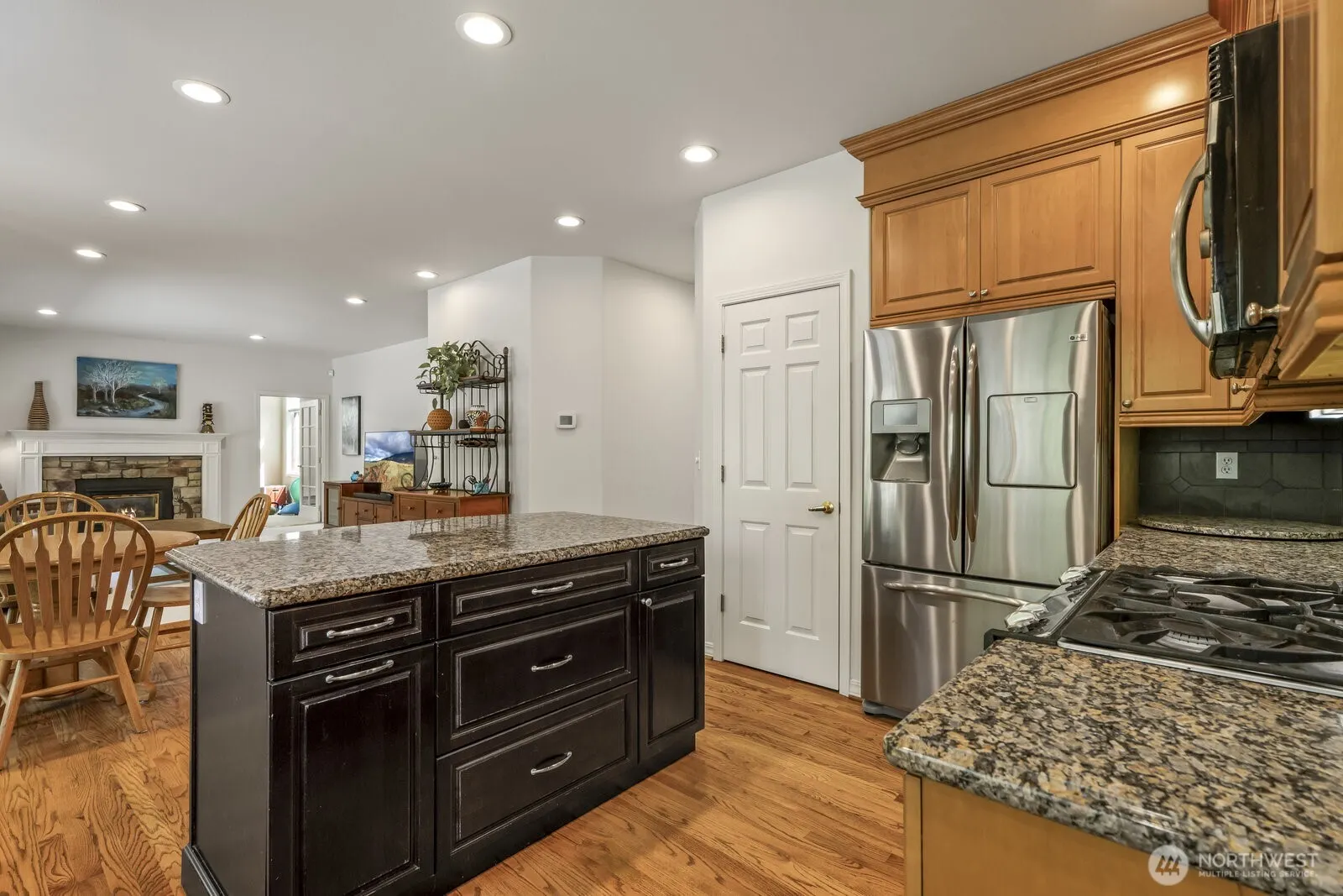 21460 NE 143rd Street , Woodinville, WA 98077-5124