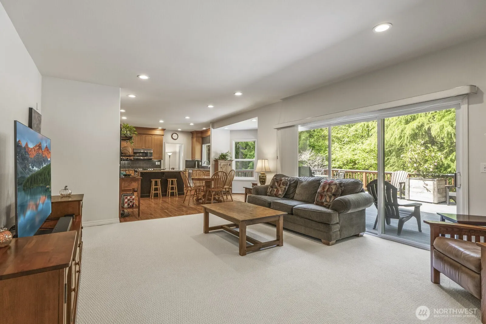 21460 NE 143rd Street , Woodinville, WA 98077-5124