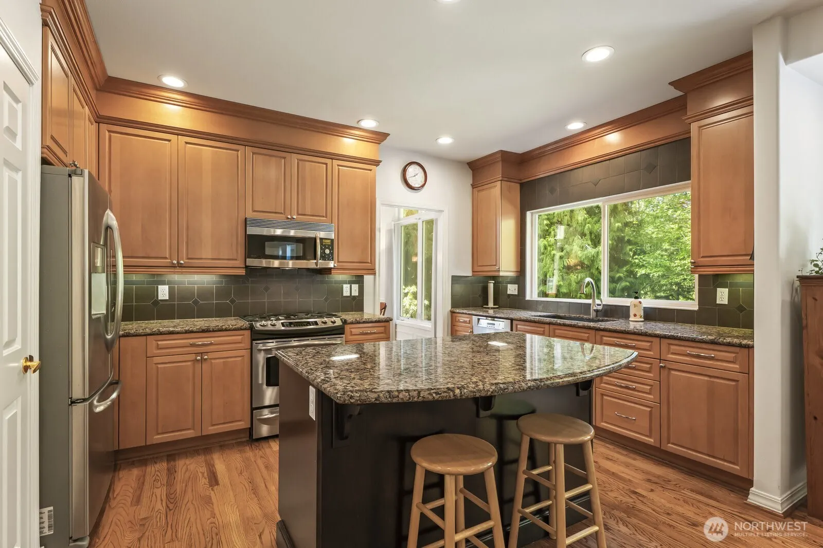 21460 NE 143rd Street , Woodinville, WA 98077-5124