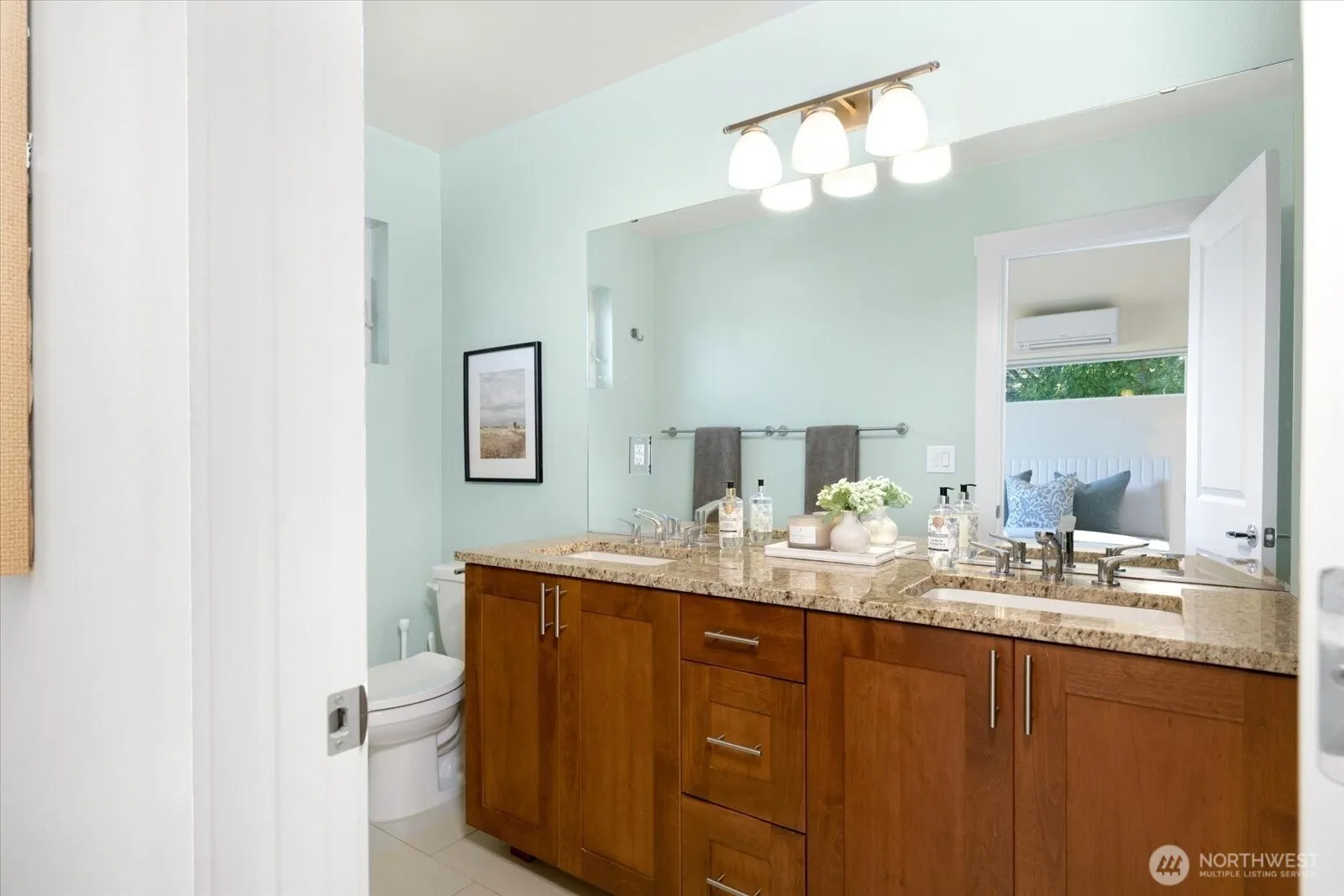 3016 S Adams Street , Seattle, WA 98108