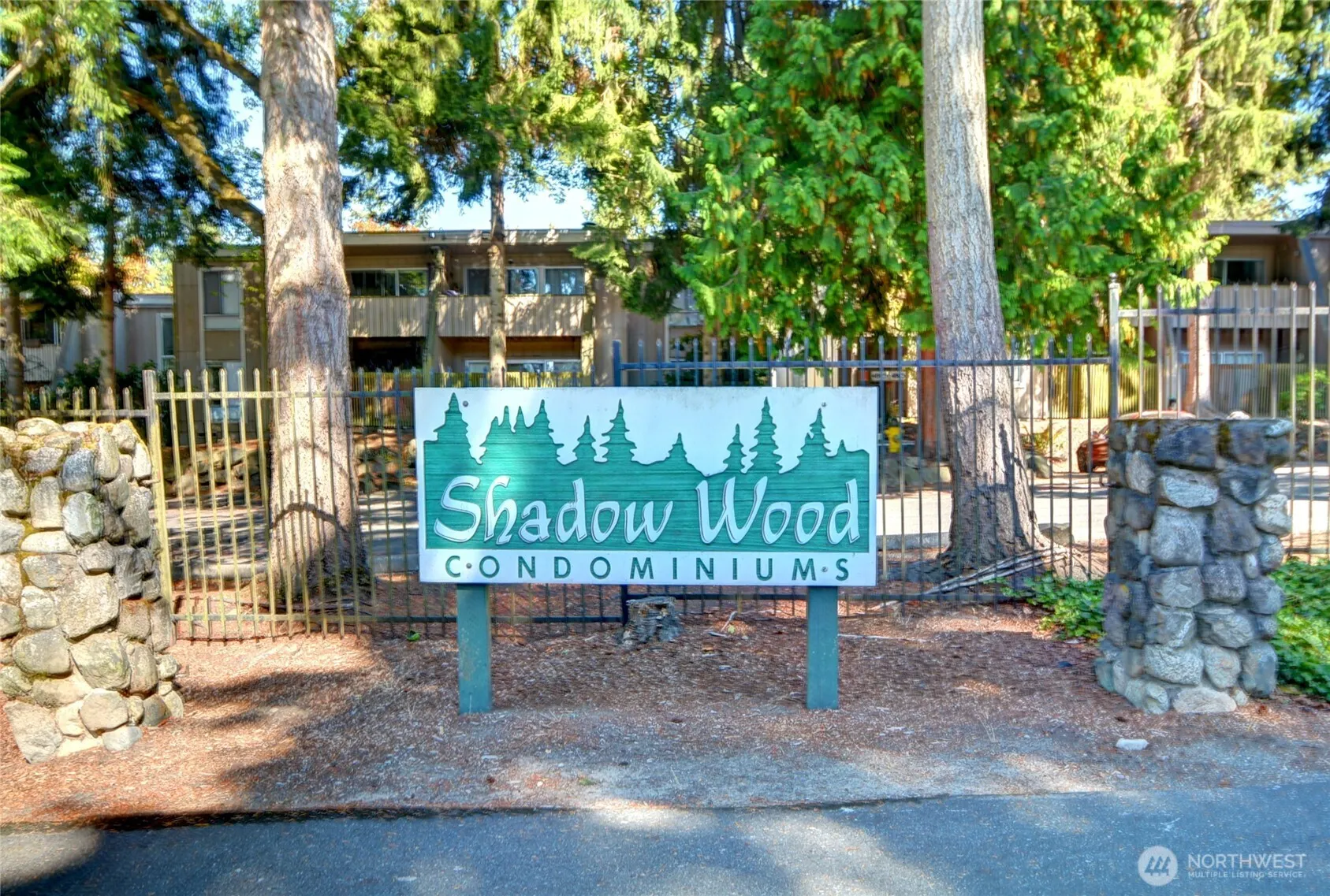 4807 180th Street SW #E105, Lynnwood, WA 98037