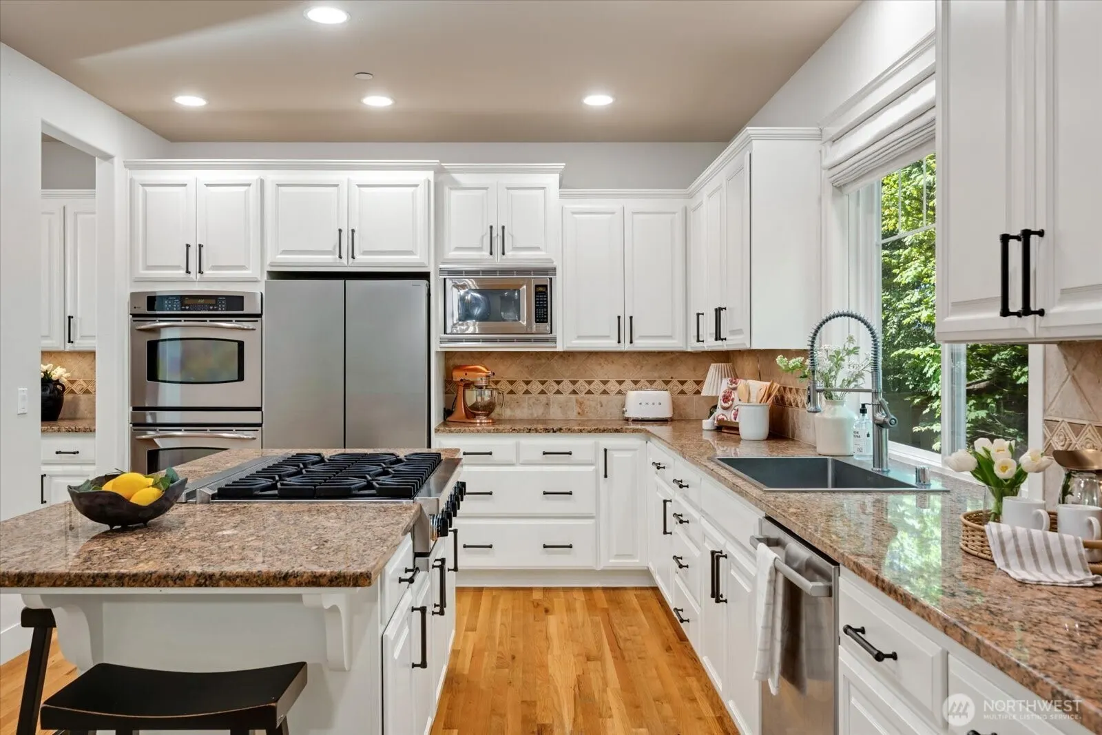 15542 NE 106th Way , Redmond, WA 98052