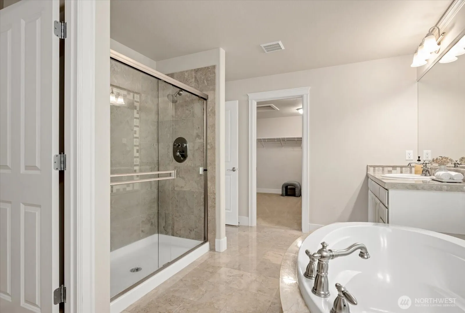 15542 NE 106th Way , Redmond, WA 98052