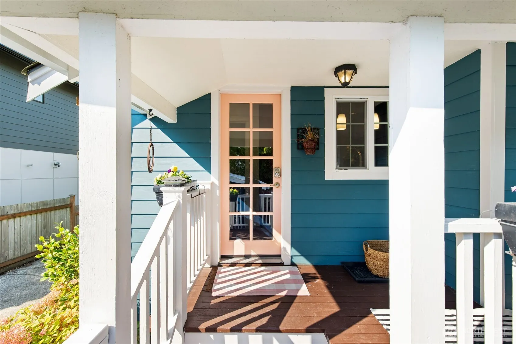 8518 11th Avenue NW, Seattle, WA 98117