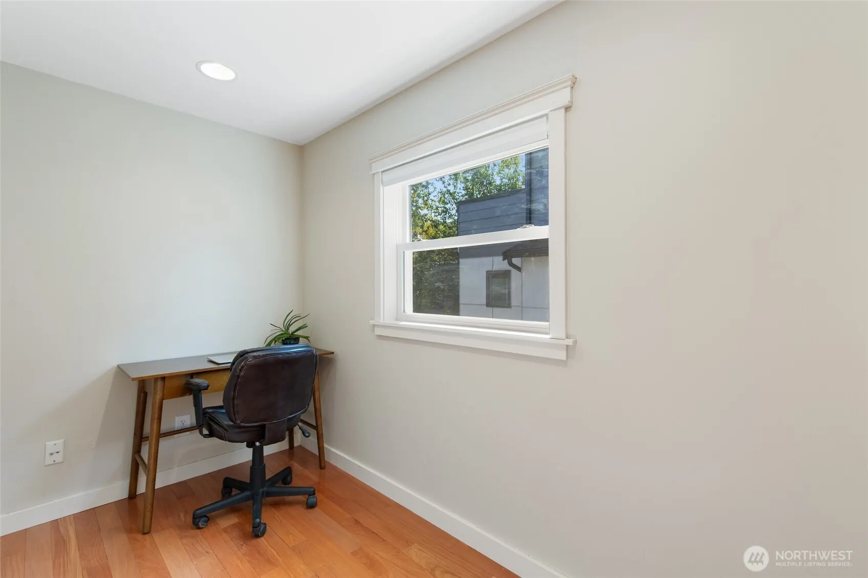 8518 11th Avenue NW, Seattle, WA 98117
