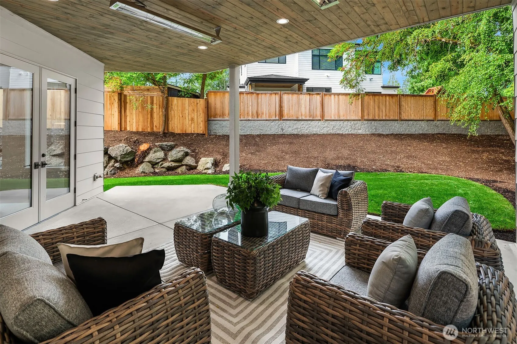 1613 165th Avenue NE, Bellevue, WA 98008
