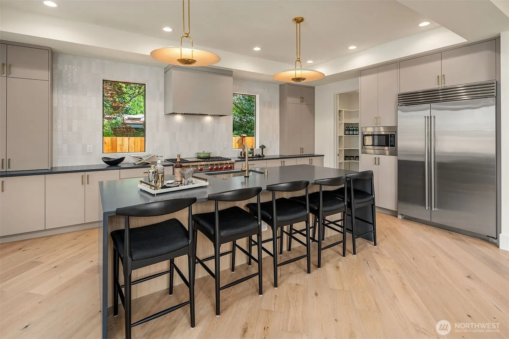 1613 165th Avenue NE, Bellevue, WA 98008