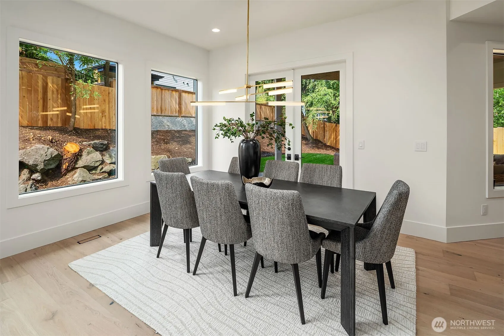 1613 165th Avenue NE, Bellevue, WA 98008
