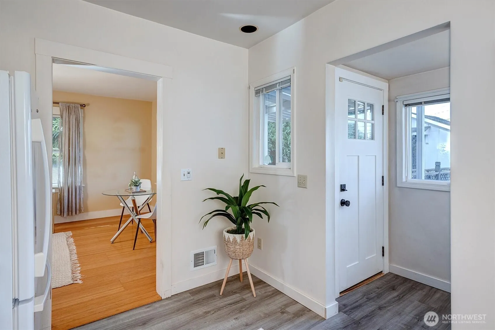 6021 45th Avenue SW, Seattle, WA 98136