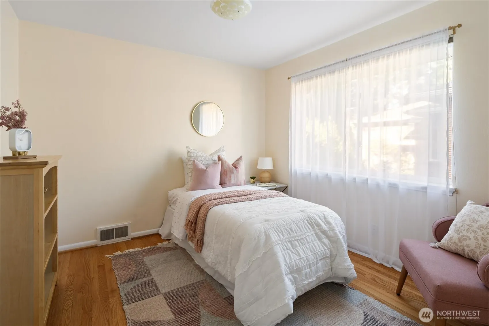 12705 2nd Avenue NW, Seattle, WA 98177