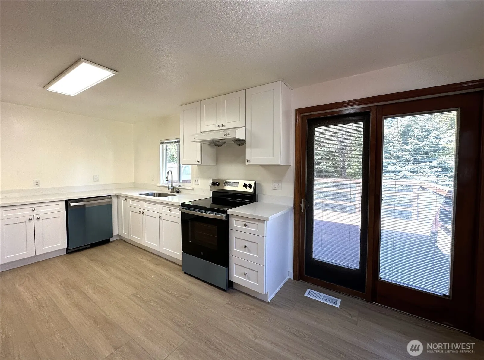 11210 SE 225th Street , Kent, WA 98031