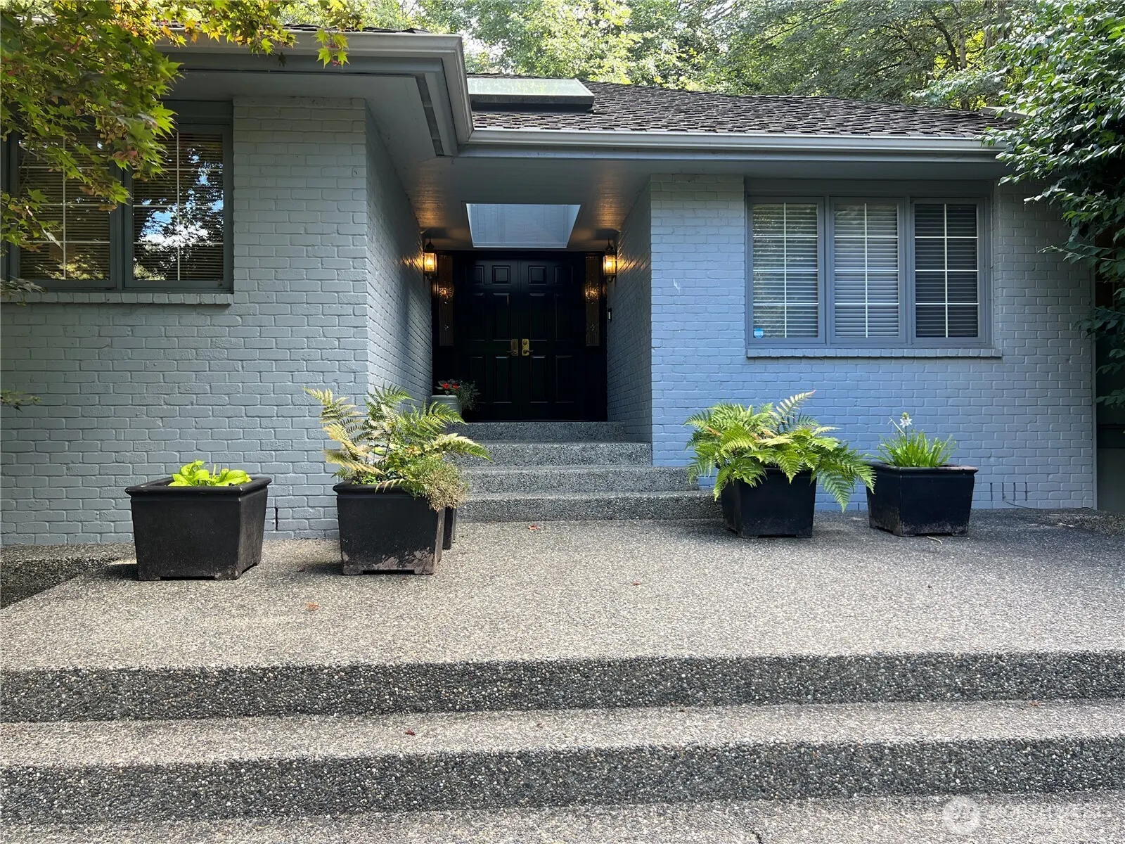 3650 116th Avenue NE, Bellevue, WA 98004