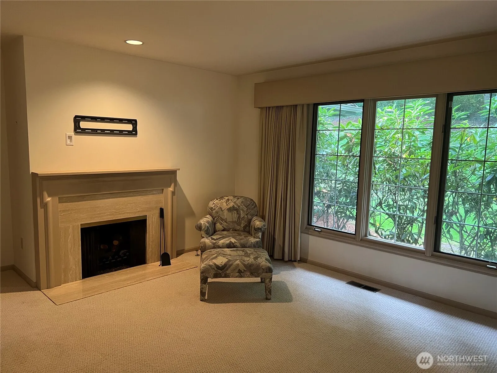 3650 116th Avenue NE, Bellevue, WA 98004