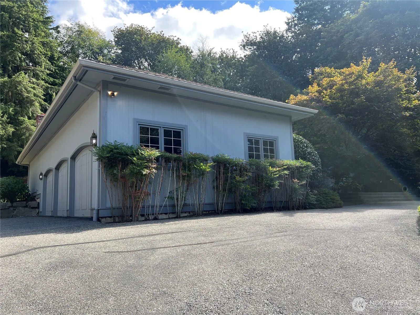3650 116th Avenue NE, Bellevue, WA 98004