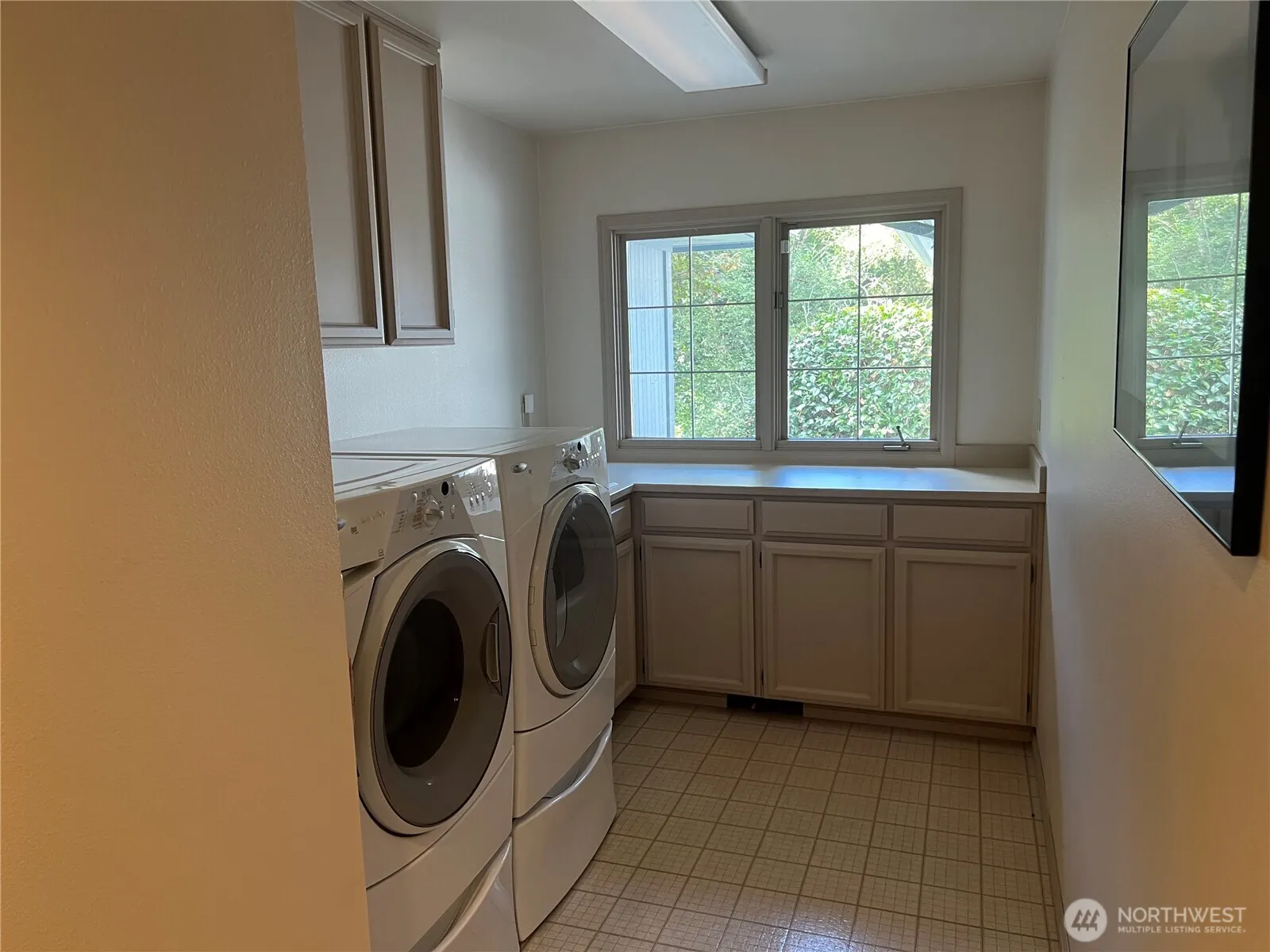 3650 116th Avenue NE, Bellevue, WA 98004