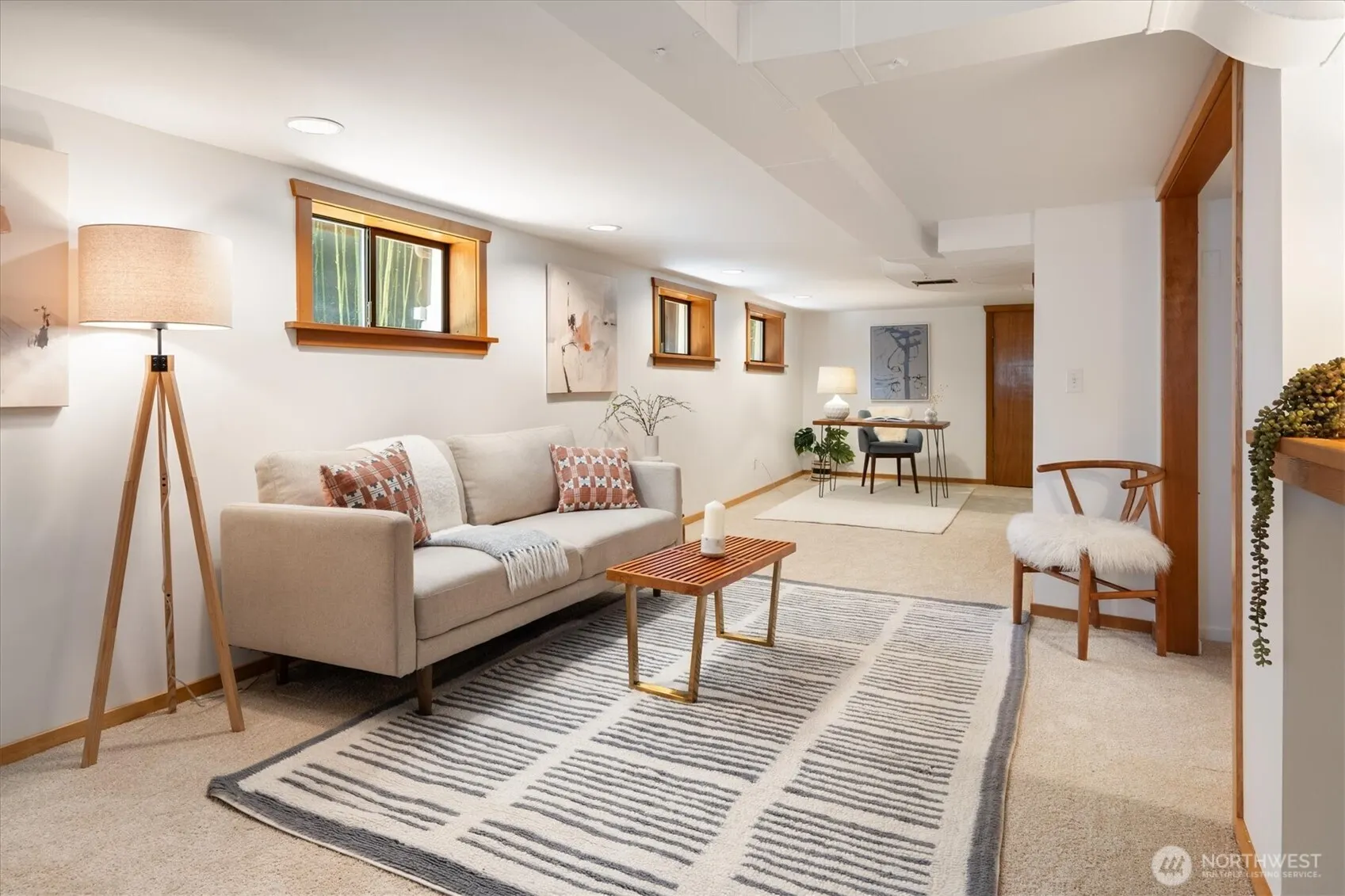 327 N 78th Street , Seattle, WA 98103