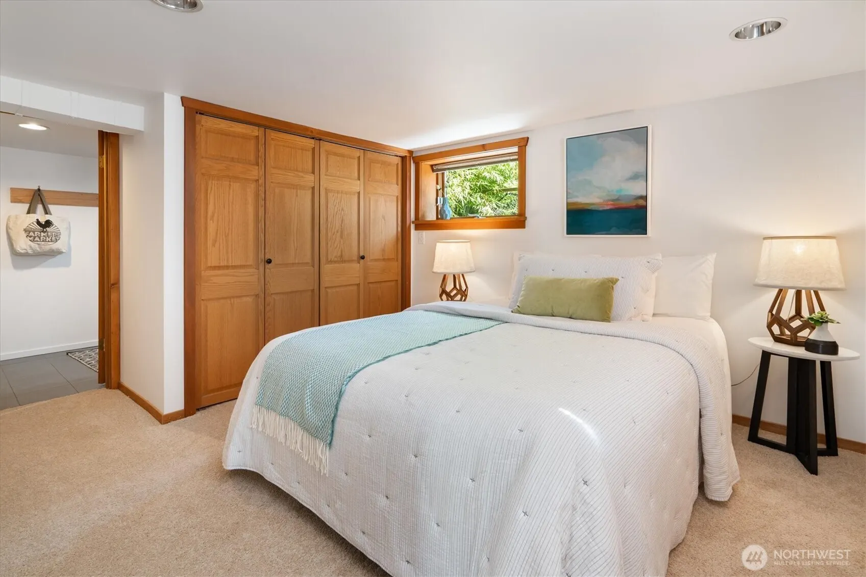 327 N 78th Street , Seattle, WA 98103