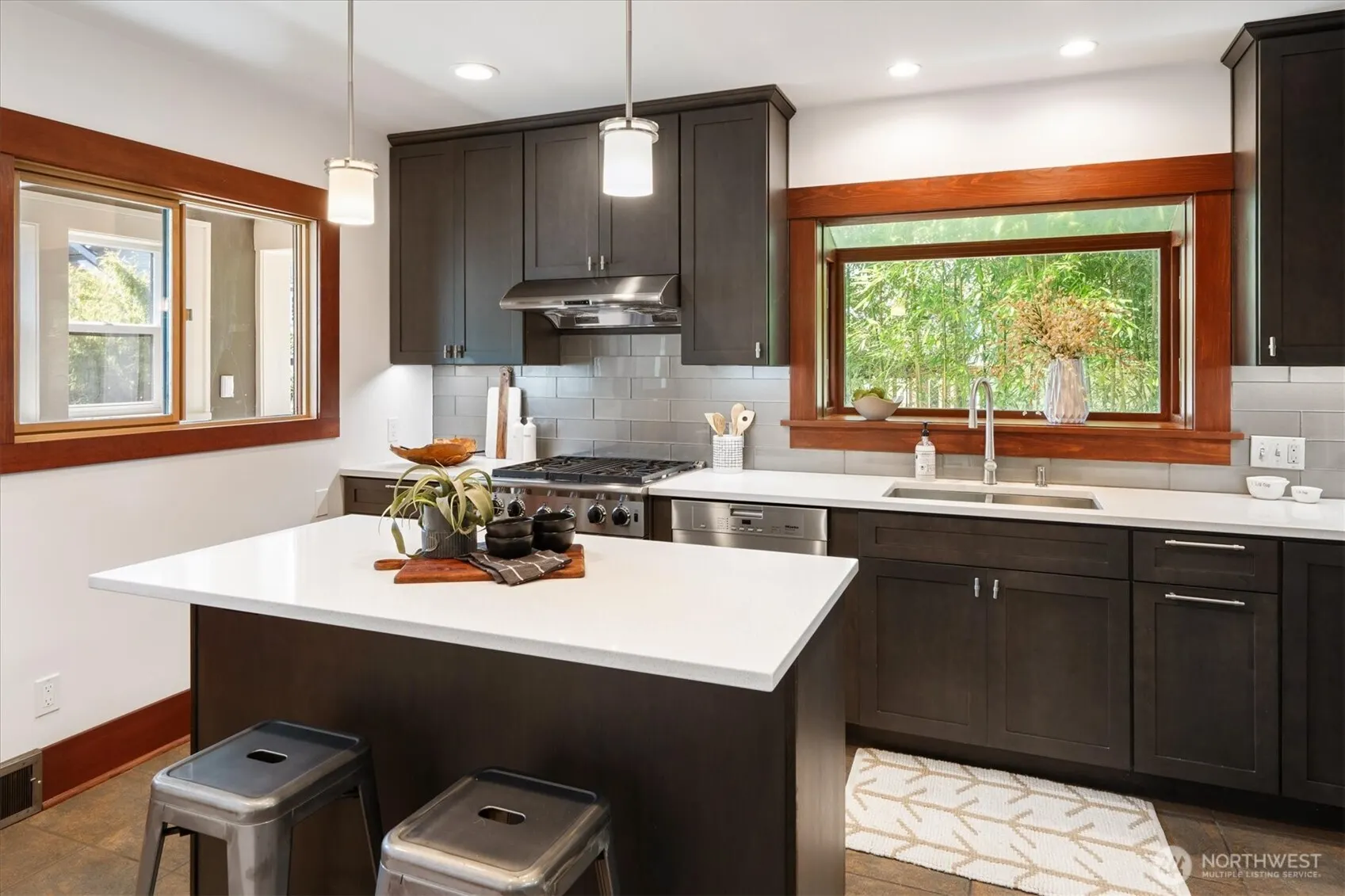 327 N 78th Street , Seattle, WA 98103