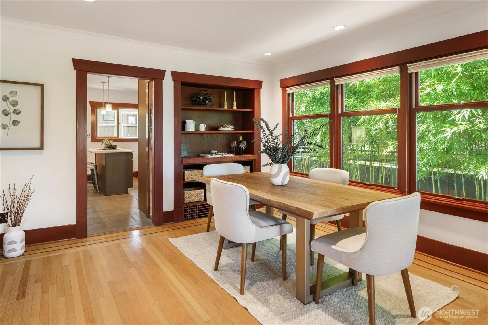 327 N 78th Street , Seattle, WA 98103