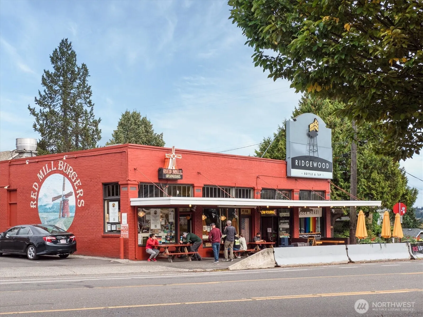 327 N 78th Street , Seattle, WA 98103