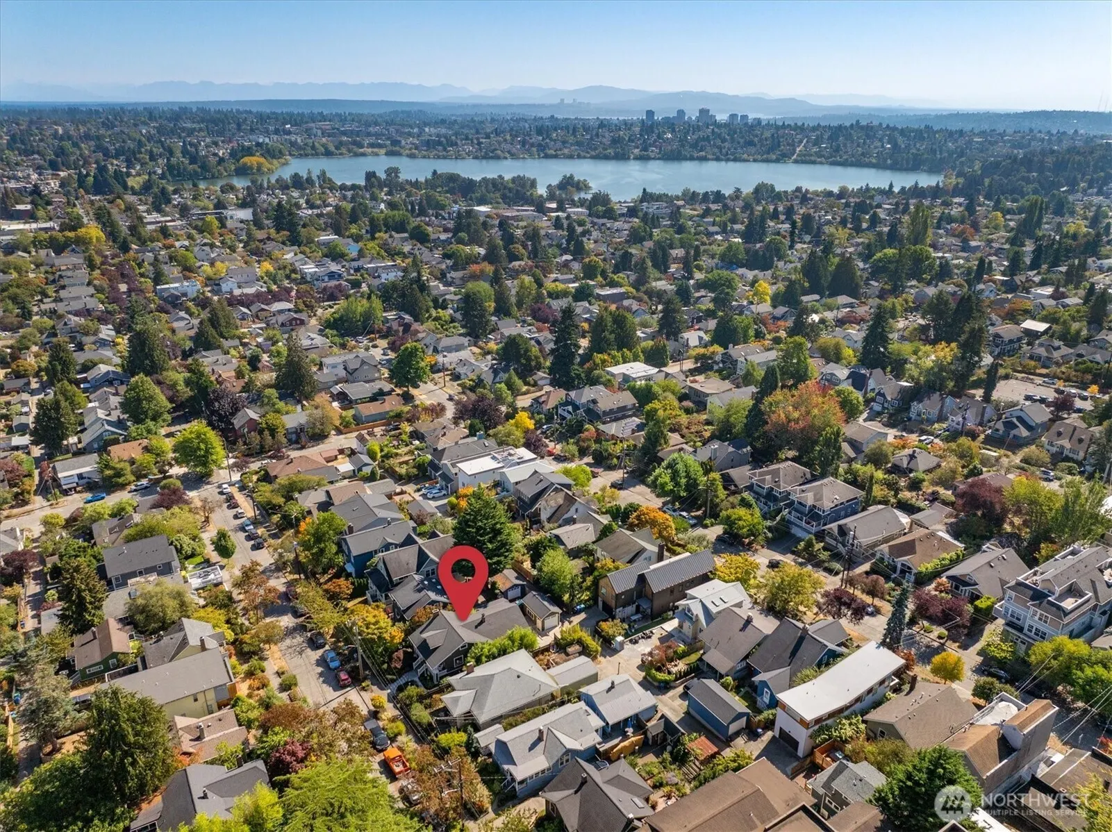 327 N 78th Street , Seattle, WA 98103