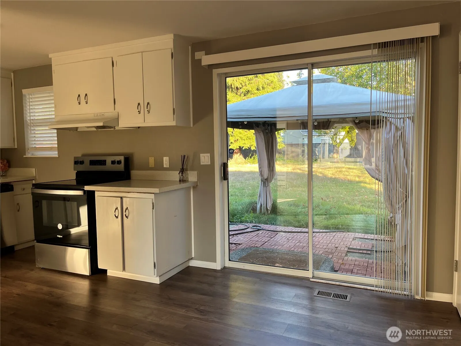 22928 105th Avenue SE, Kent, WA 98031