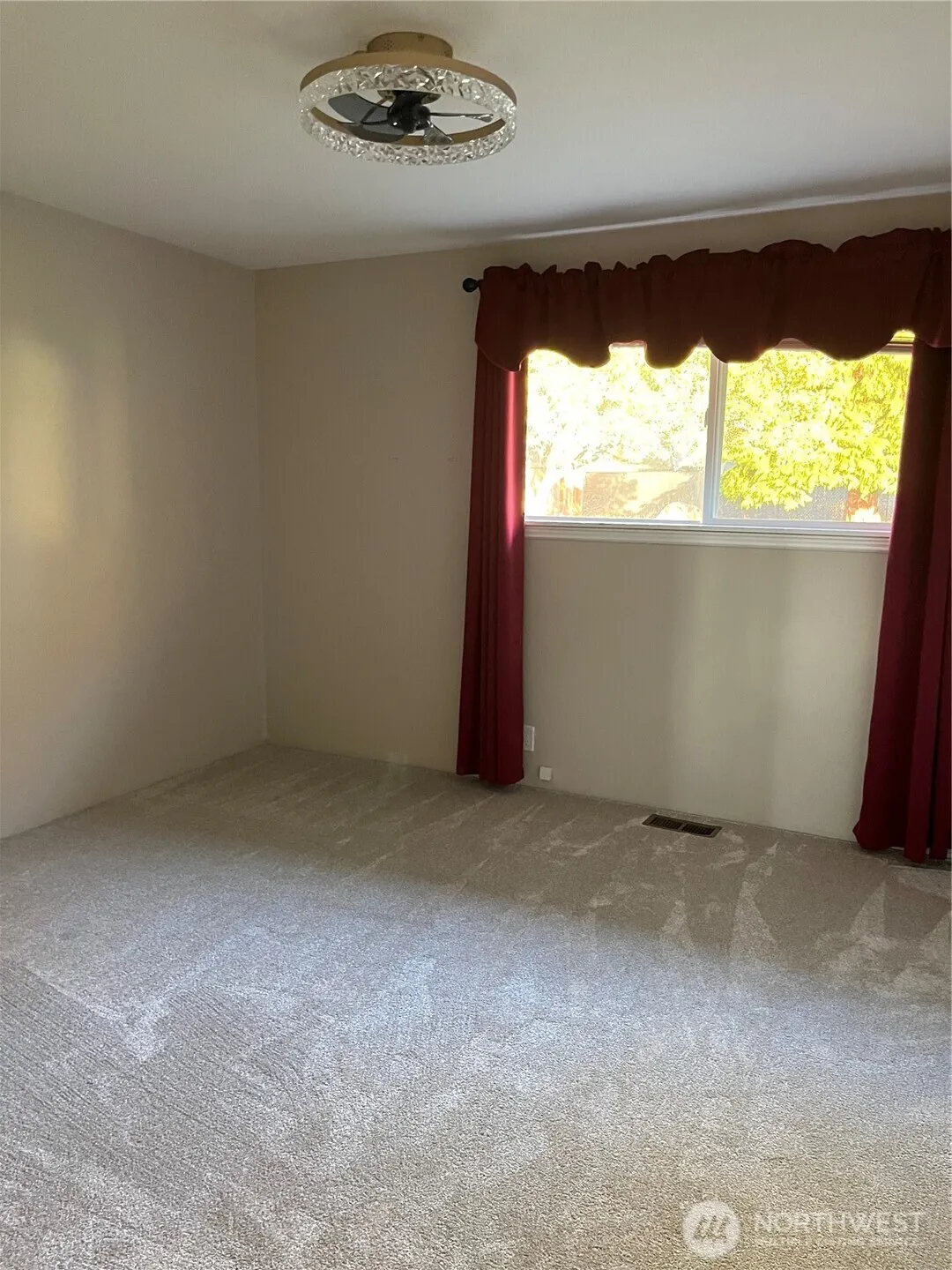 22928 105th Avenue SE, Kent, WA 98031