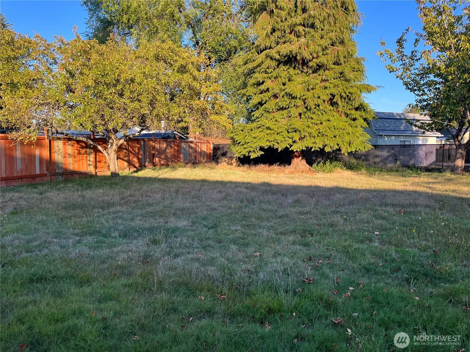 22928 105th Avenue SE, Kent, WA 98031