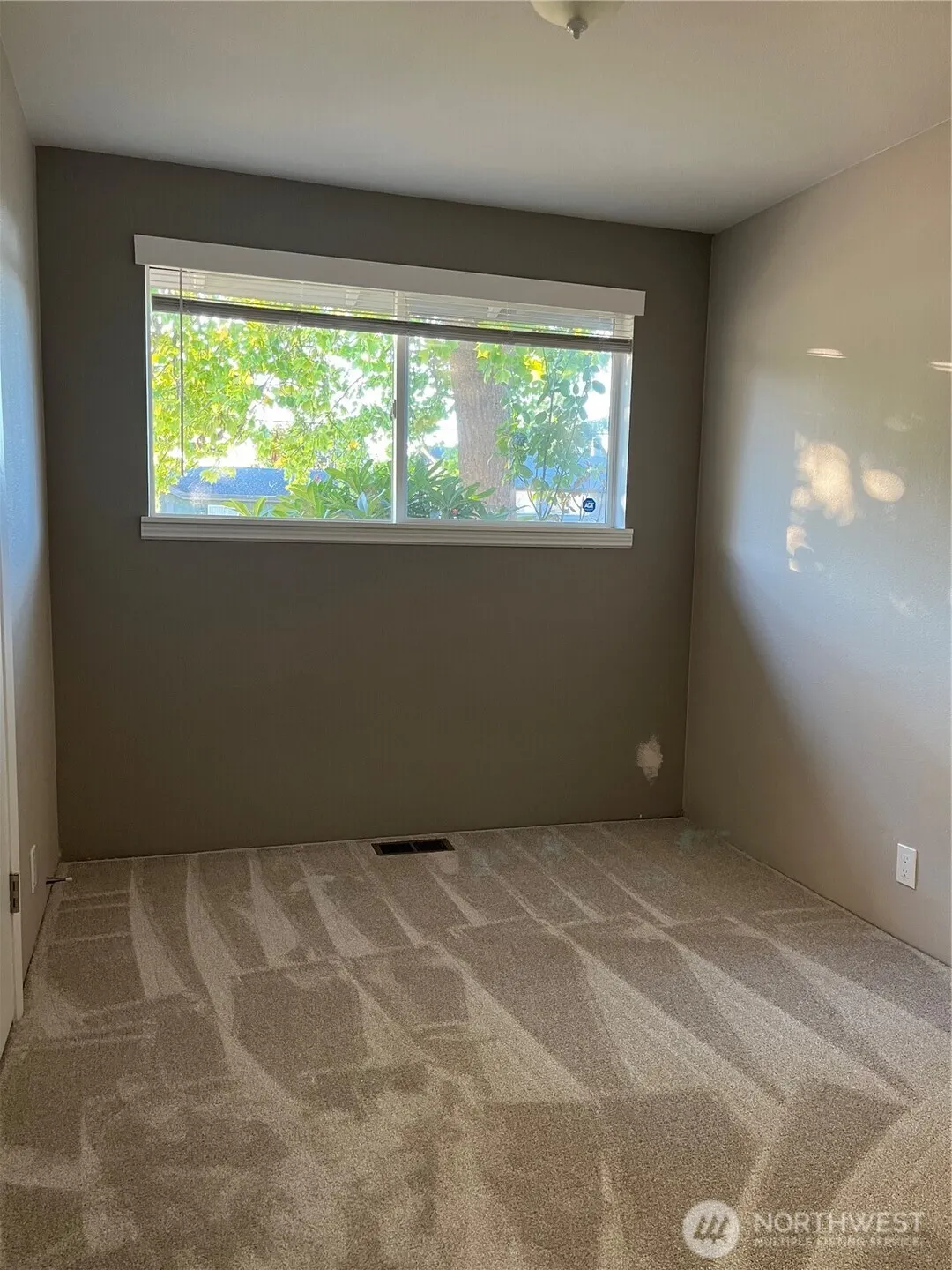 22928 105th Avenue SE, Kent, WA 98031