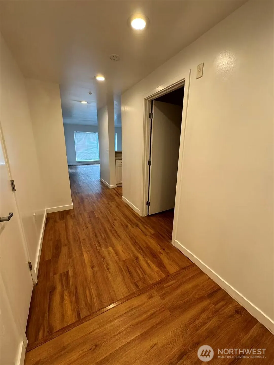 321 10th Avenue S #507, Seattle, WA 98104