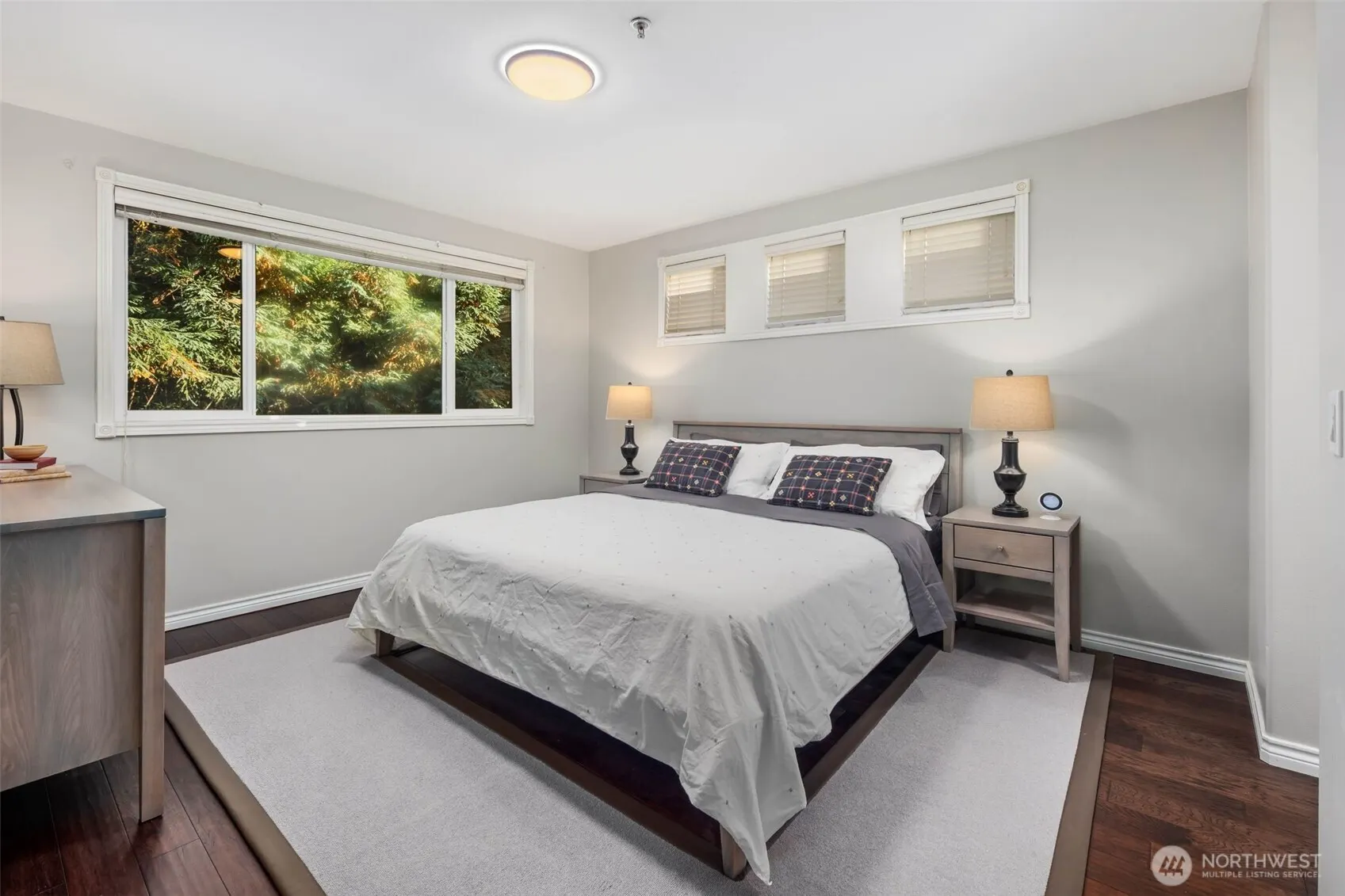 1594 Alki Avenue SW #302, Seattle, WA 98116