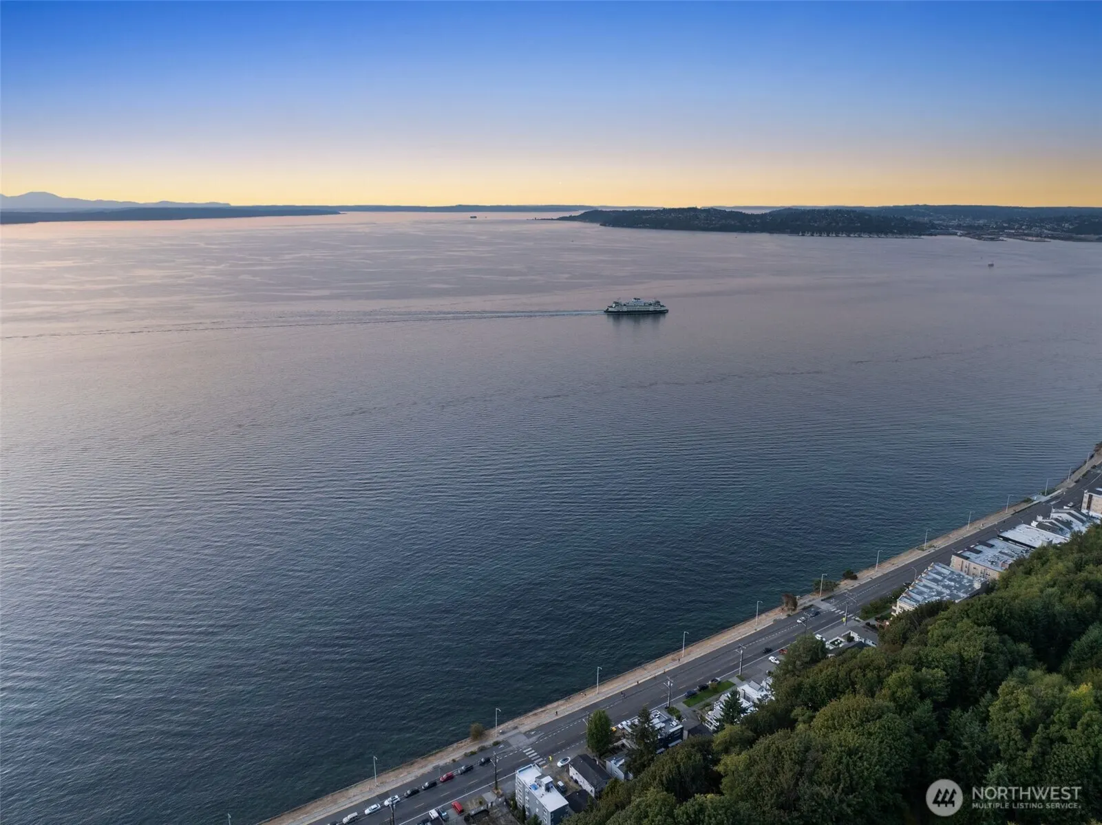 1594 Alki Avenue SW #302, Seattle, WA 98116