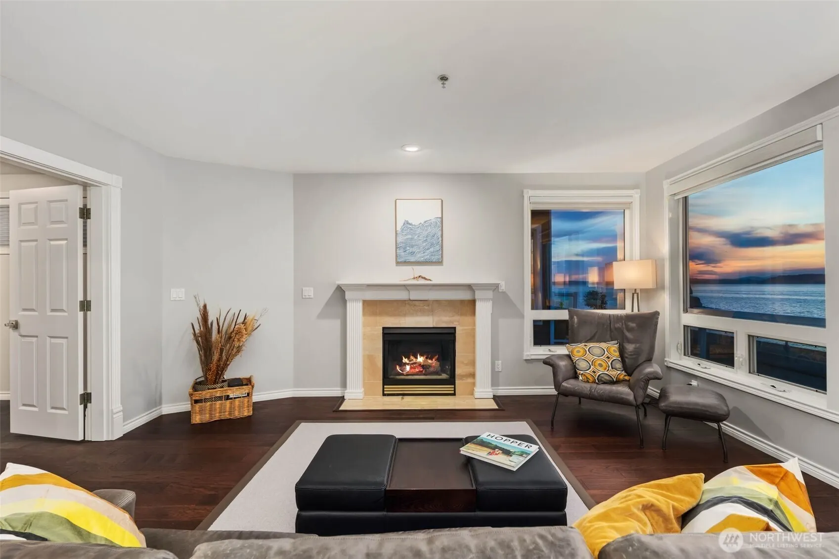 1594 Alki Avenue SW #302, Seattle, WA 98116