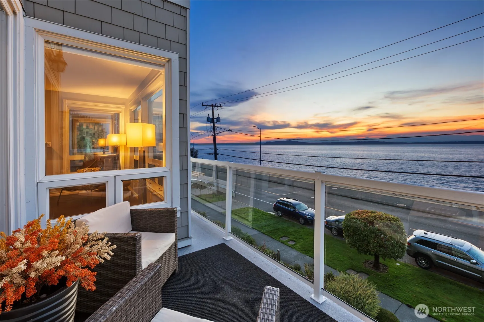 1594 Alki Avenue SW #302, Seattle, WA 98116