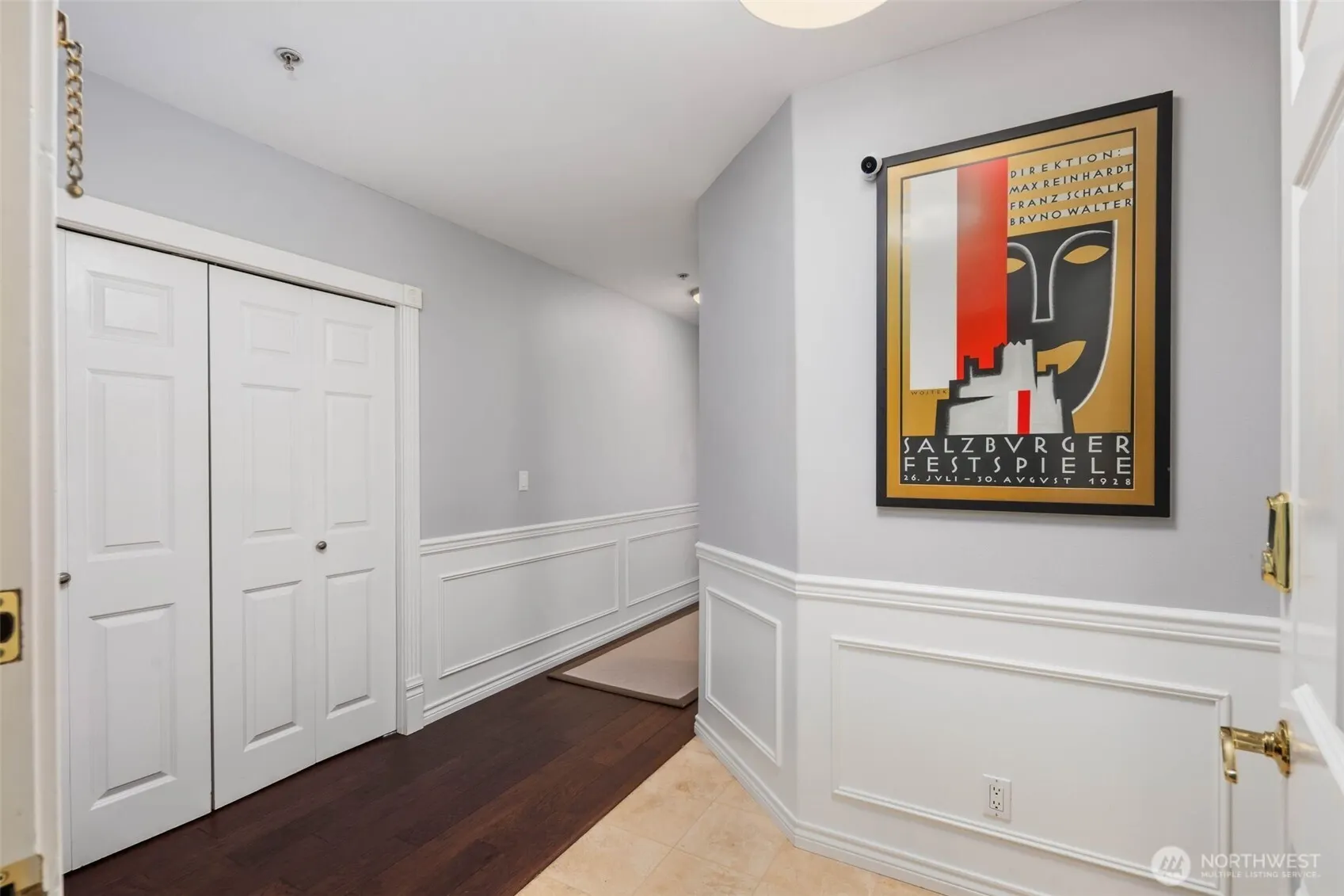 1594 Alki Avenue SW #302, Seattle, WA 98116