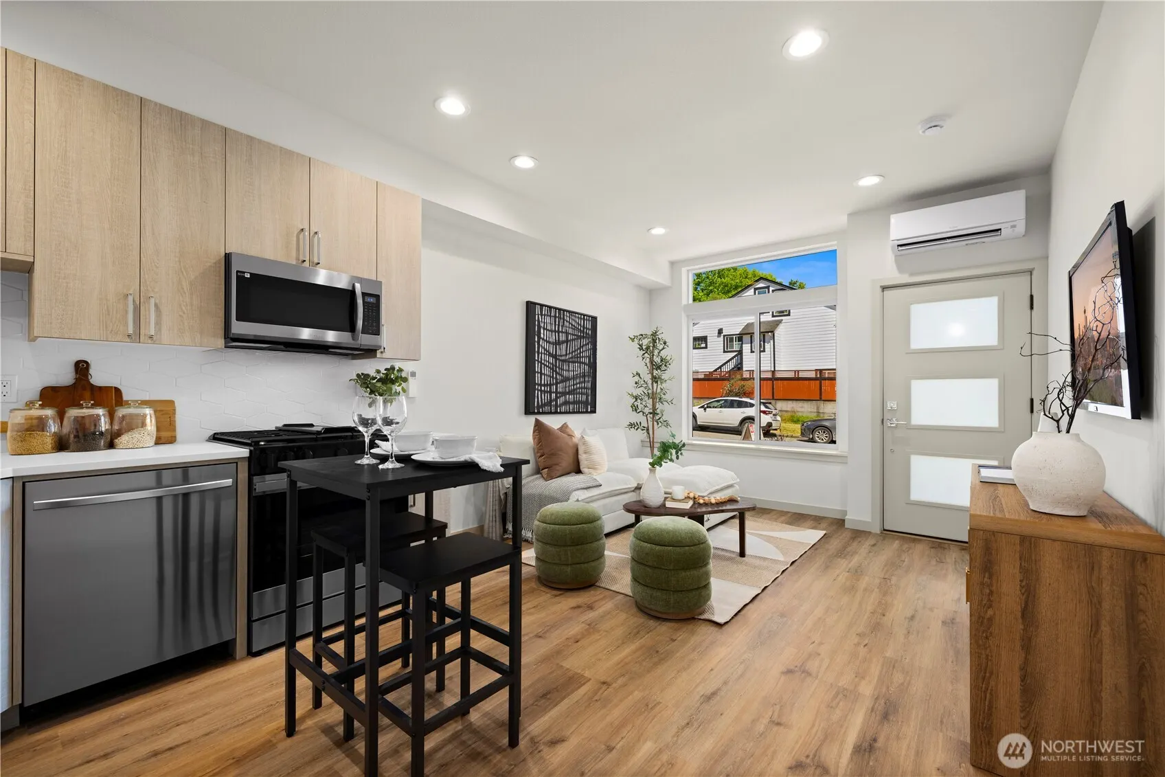 5515 C 9th Avenue NW, Seattle, WA 98107