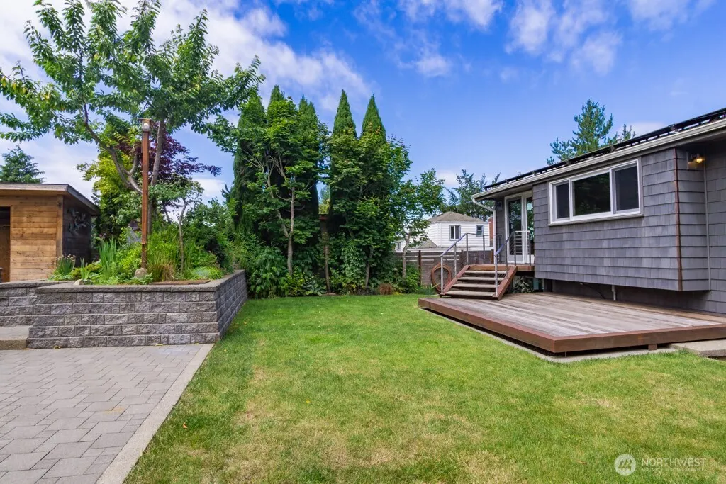 2115 N 92nd Street , Seattle, WA 98103