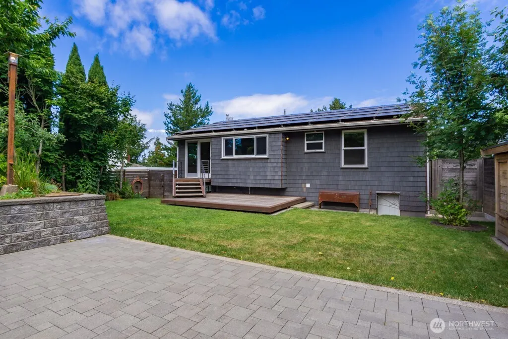 2115 N 92nd Street , Seattle, WA 98103