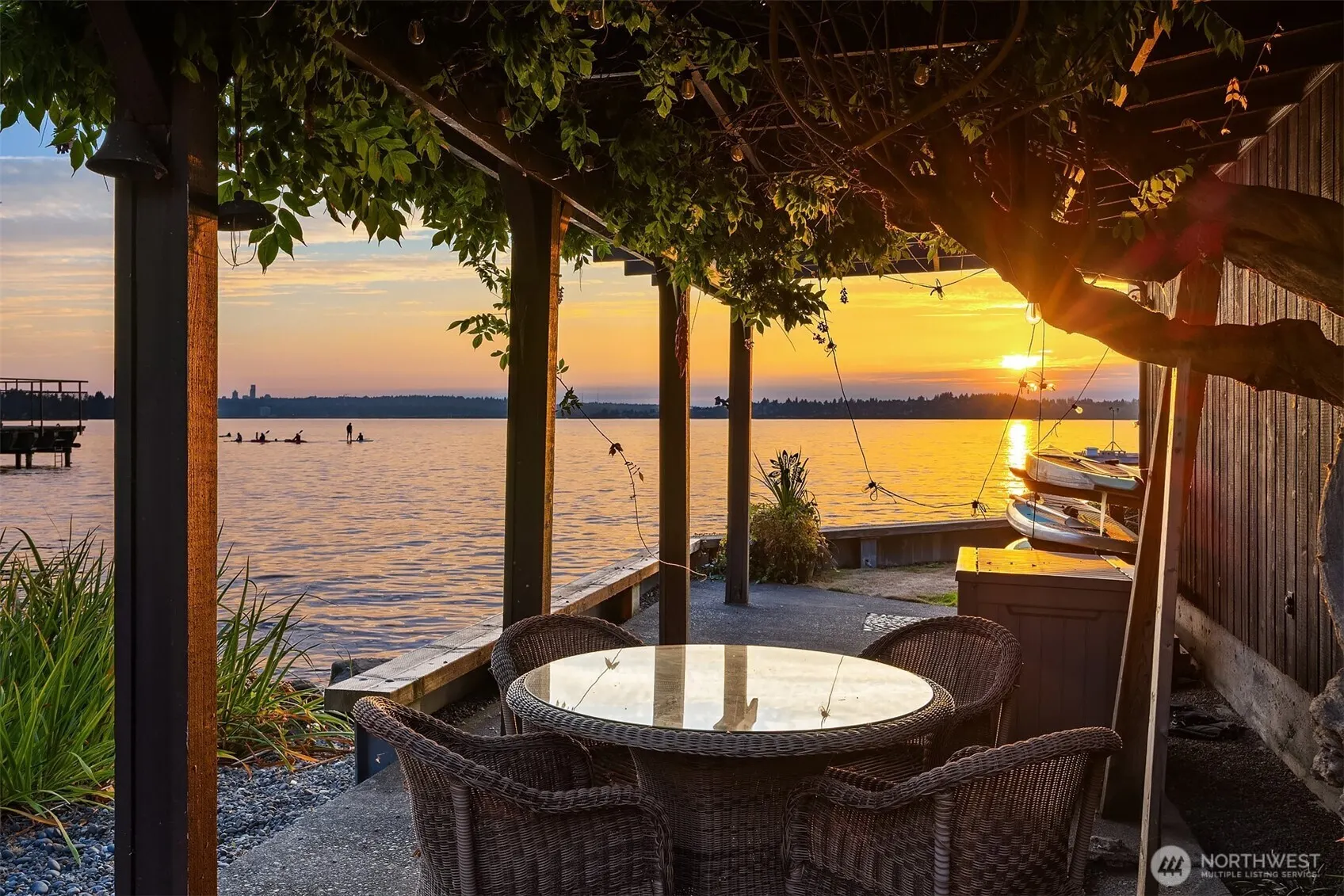 6209 Lake Washington Blvd NE, Kirkland, WA 98033