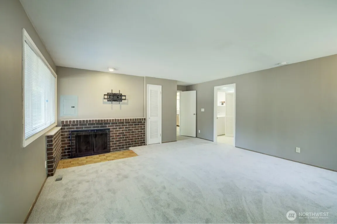 10550 NE 137th Place , Kirkland, WA 98034