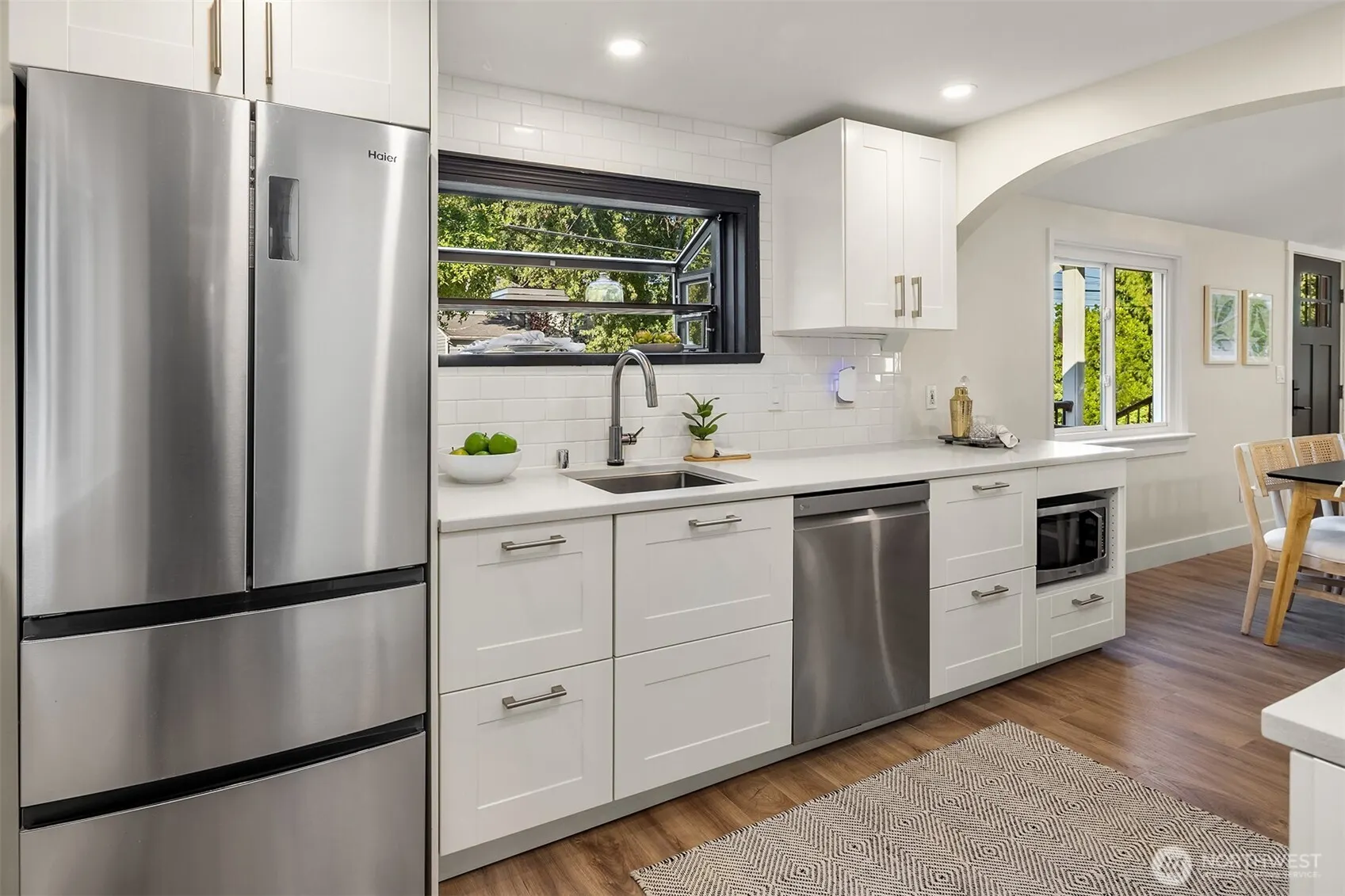 3521 NE 92nd Street , Seattle, WA 98115