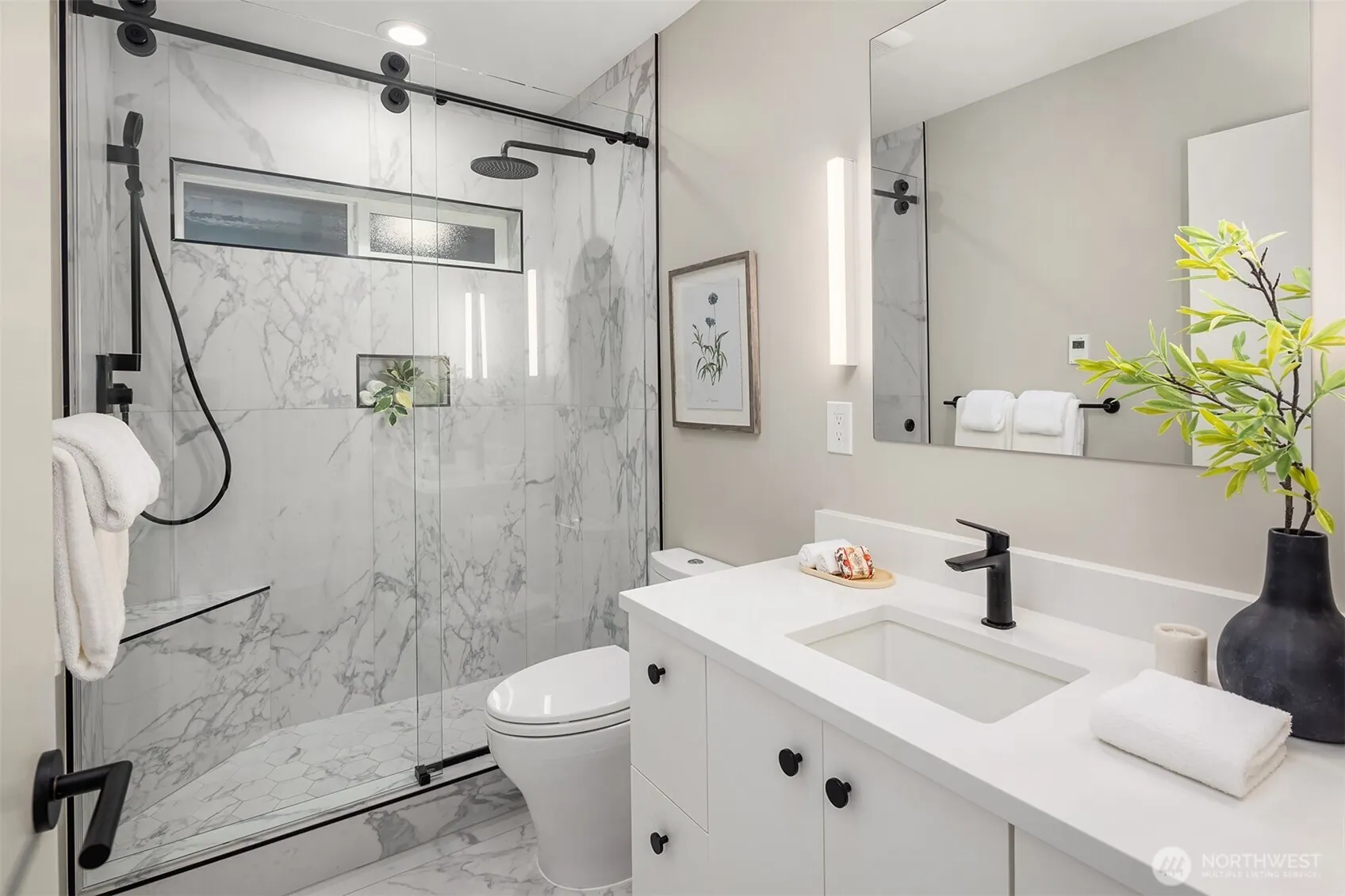 3521 NE 92nd Street , Seattle, WA 98115