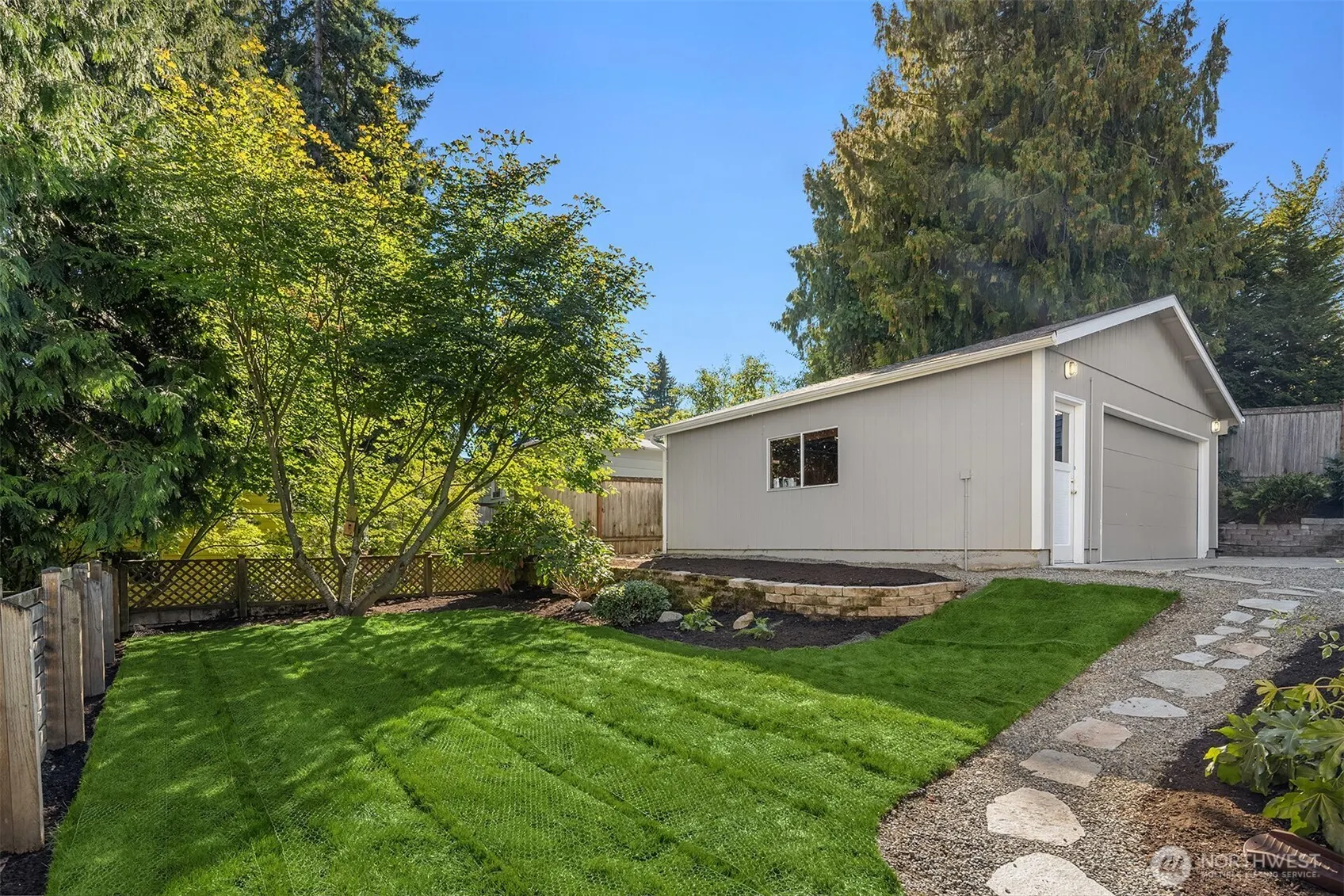 3521 NE 92nd Street , Seattle, WA 98115