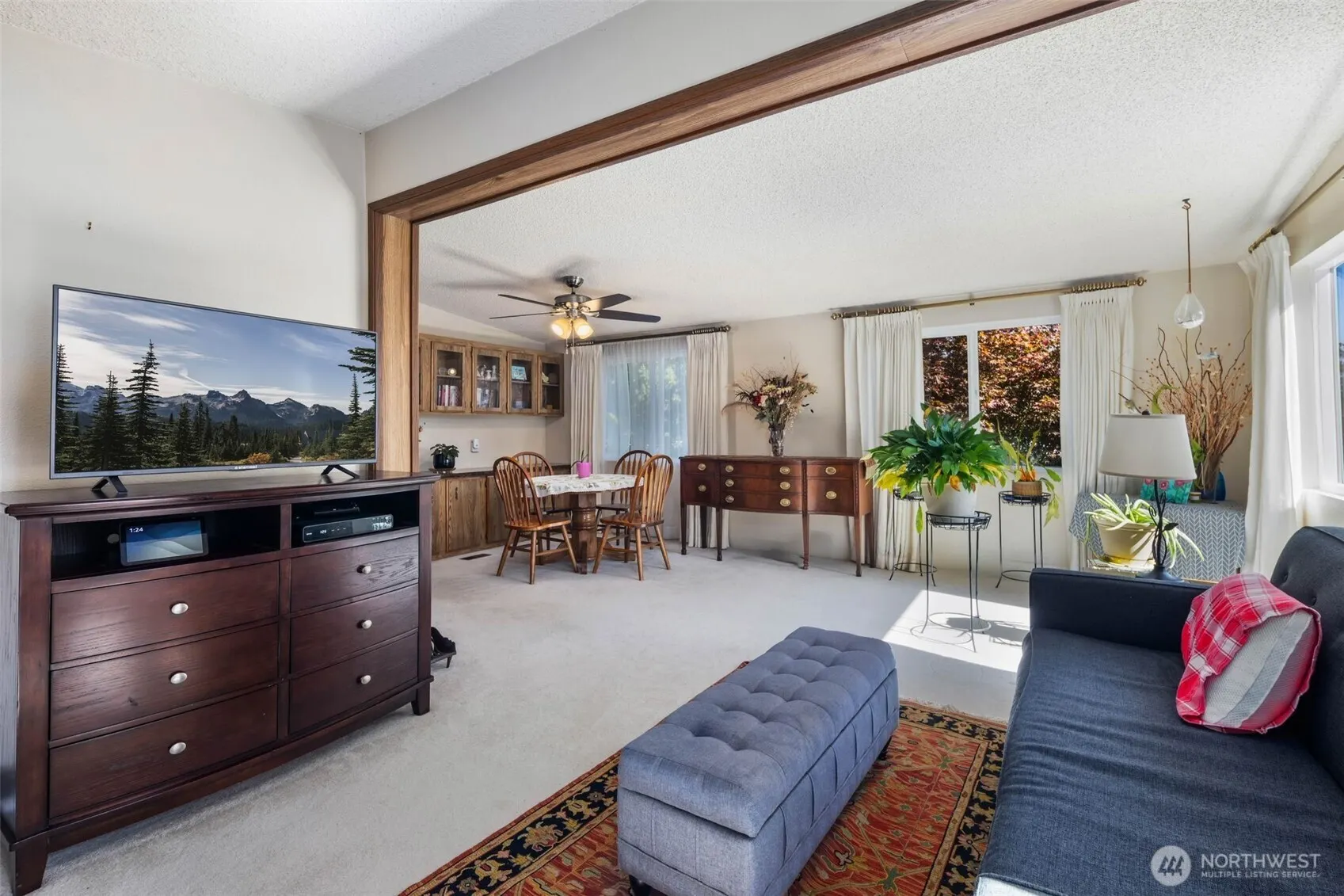 23708 Locust Way #13B, Bothell, WA 98021