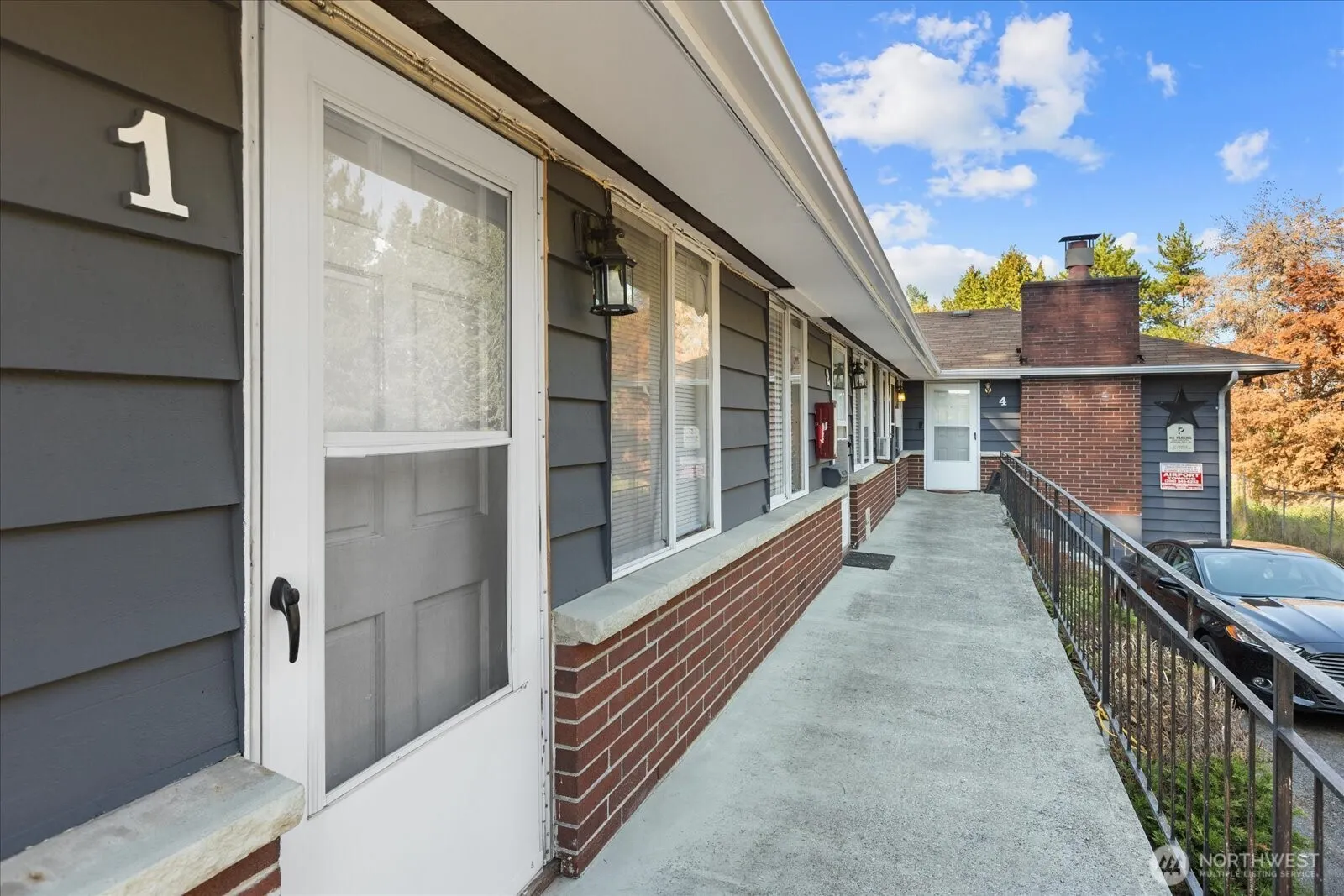 1634 SW 114th Street , Seattle, WA 98146